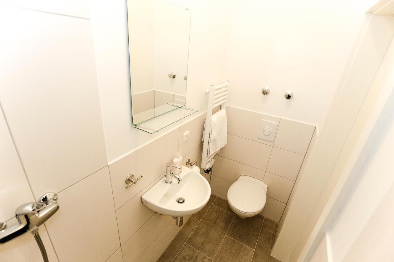 Studio Apartments Nahe Messe ニュルンベルク エクステリア 写真